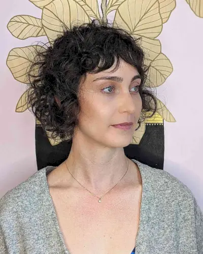 Curly Razor Cut Bob for Chin-Length Thin Hair