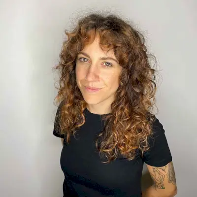 70s Inspired Curly Curtain Bangs