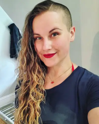 Edgy Disconnected Long Loose Curls