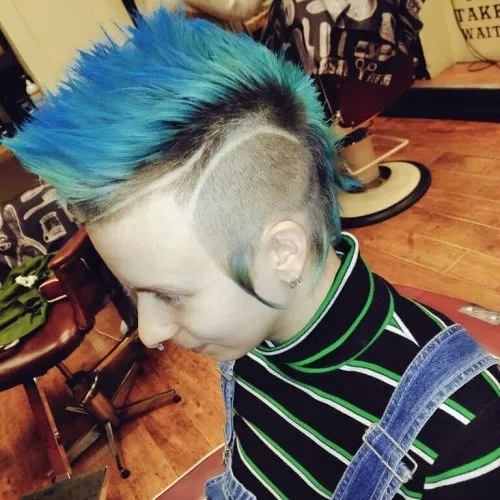 Bild på en pinky bob punk frisyr' title=