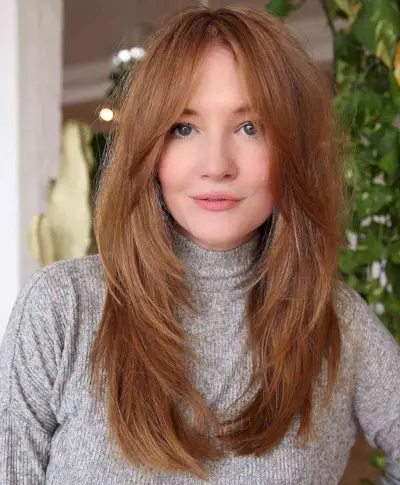 Face-Framing Long Layers for Square Faces