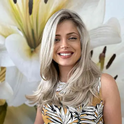 Ash White Mid-Length Crop for Square Faces