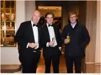 Martyn Meade George Meade Freddie Meade podari Hawkesu večerjo 008