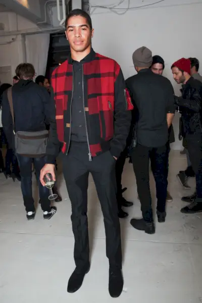 Hunter & Gatti predstavljata serijo, ki jo vodi Julia Restoin Roitfeld