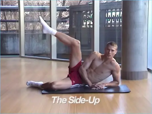 Matthew Noszka et Trevor Signorino s'entraînent avec insolence avec Vogue Hommes Paris