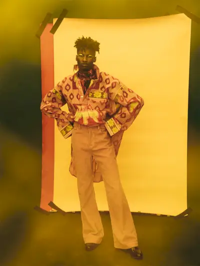 Ksuli valkā bruņurupučus Topshop, lielizmēra kreklu stiliste