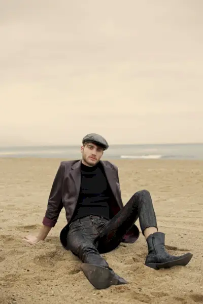 Fashionisto Exclusive: Alex Fabregas fotografiat de Jose Martinez