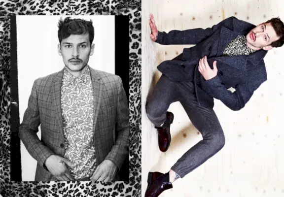 משמאל לימין: סאשה לובש חולצה זארה ובלייזר ASOS. סשה נועלת נעליים של טייגר אוף שוודיה, מעיל טופמן, חולצה ומכנסיים ASOS.