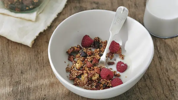 Honey Cinnamon Quinoa Granola