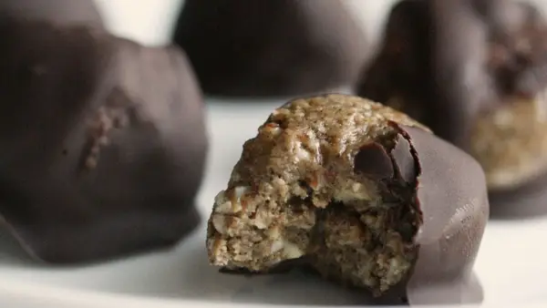 Varför du borde äta cricketmjöl (ja, verkligen)