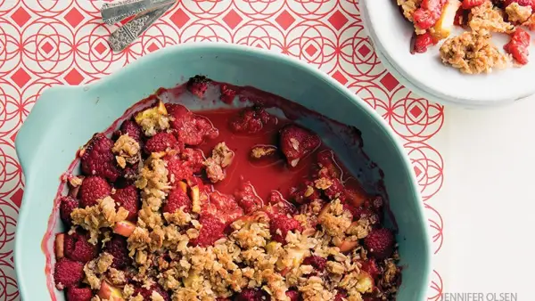Raspberry-Turmeric Crumble