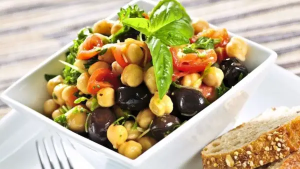 Chickpea-Arugula Salad Sesame-Garlic Dressing