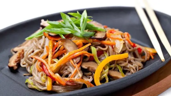 Refried Soba Noodles with Vegetables