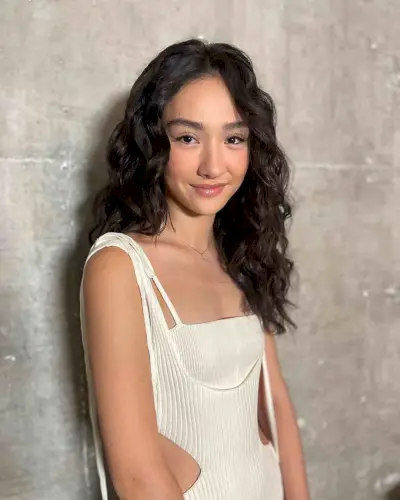 Lived-In Brunette Down Style for Quinceaneras