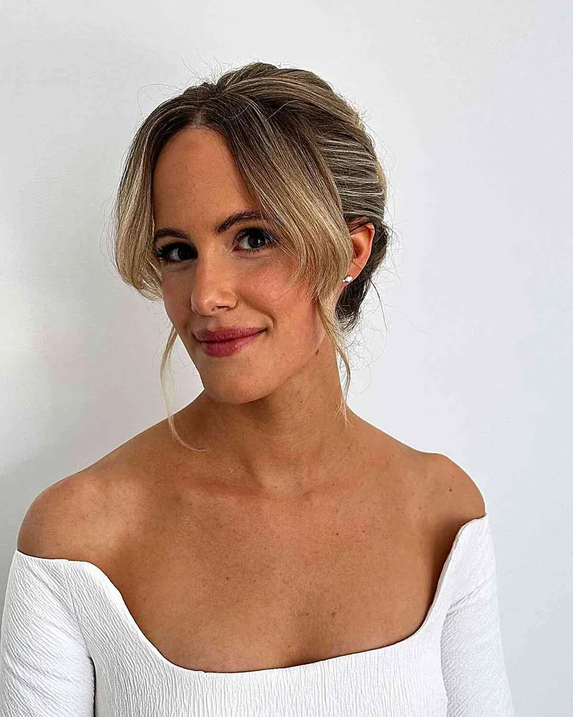 볼륨감 넘치는 하이번 업두와 사이드뱅' title=