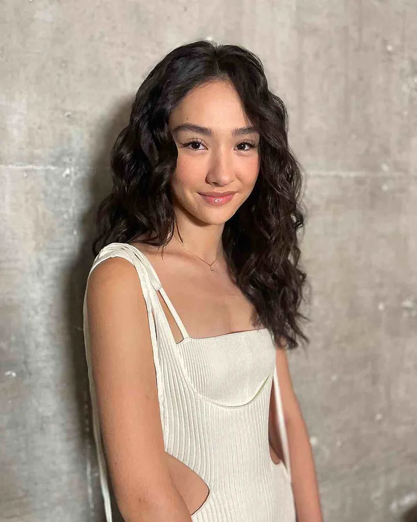 特別な日のためのキンセアニェラのヘアスタイル 22 のアイデア' title=