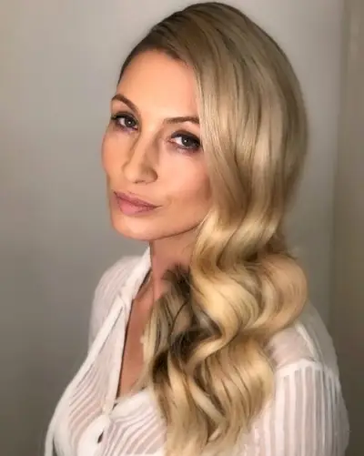 Royal waves hairstyle