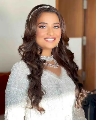 Polished princess hairstyle