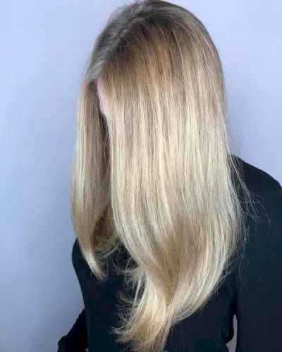 Wearable Blonde Highlights on Brown Hair with Dark Roots