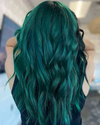 The Perfect Emerald Green Hair
