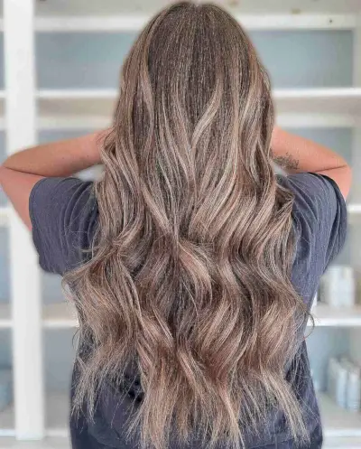 Ashy Reverse Balayage Foilayage