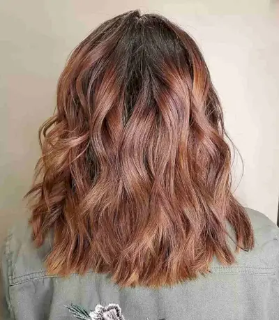 Dark-Rooted Light Auburn Balayage Caramel Medium Waves