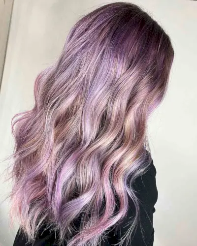 24 vissvarīgākās domas par pasteļa krāsu purpursarkanā krāsā 2024. gadā