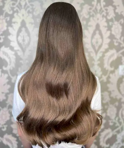 Glossy Light Brown with Golden Tones