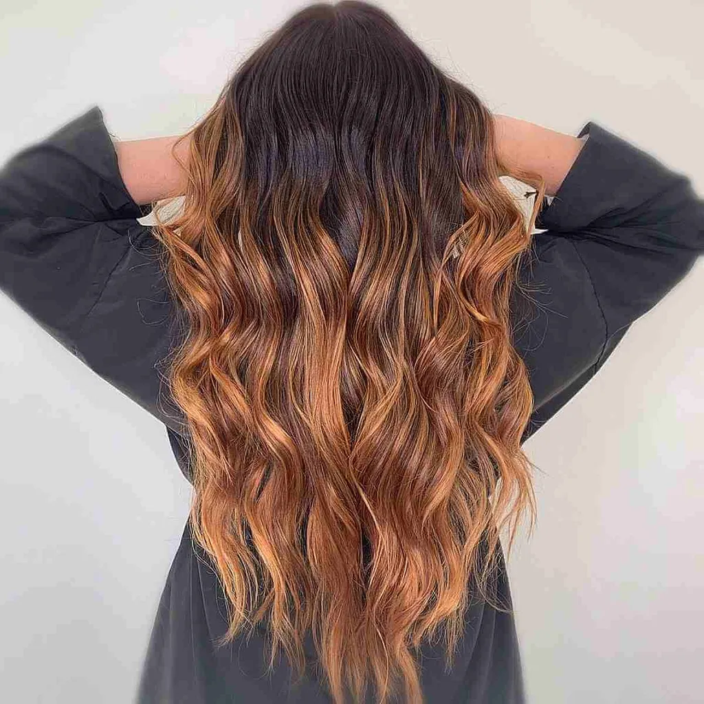 Donkerbruine tot warmbruine ombre balayage' title=