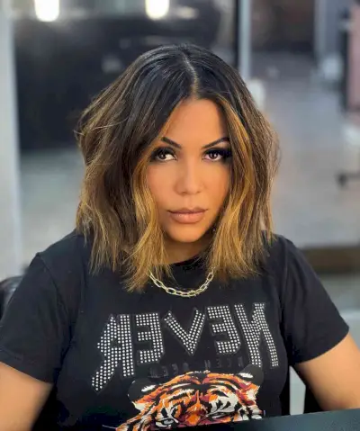 Shoulder-length bronde hair bob hairstyle