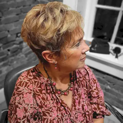 bright bronde highlights