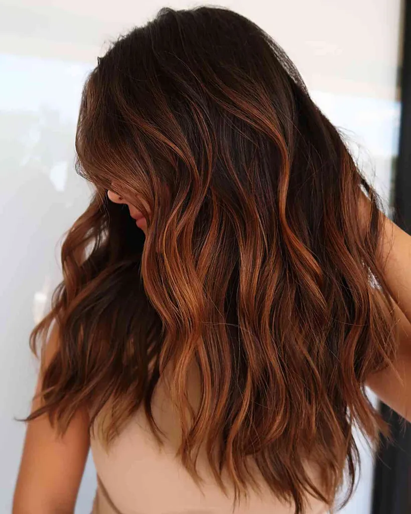 26 ideas modernas de color de cabello castaño rojizo Balayage