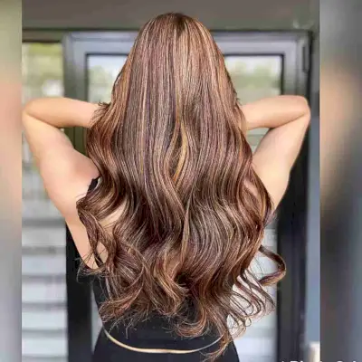 Chocolate-Caramel Balayage Long Hair with Soft Waves