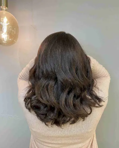 Chocolate Brunette Hair with Subtle Sun-Kissed Highlights