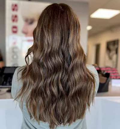 Dimensional Chocolate Brown with Caramel Beige Hair Highlights