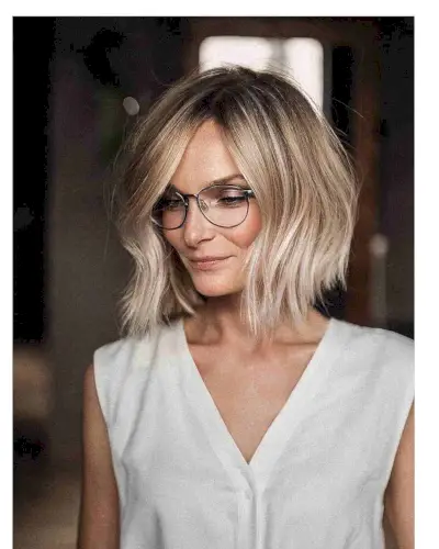 Short Balayage Choppy Bob