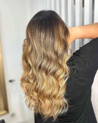 Light Golden Bronde Hair with Root Melt for Long Tresses