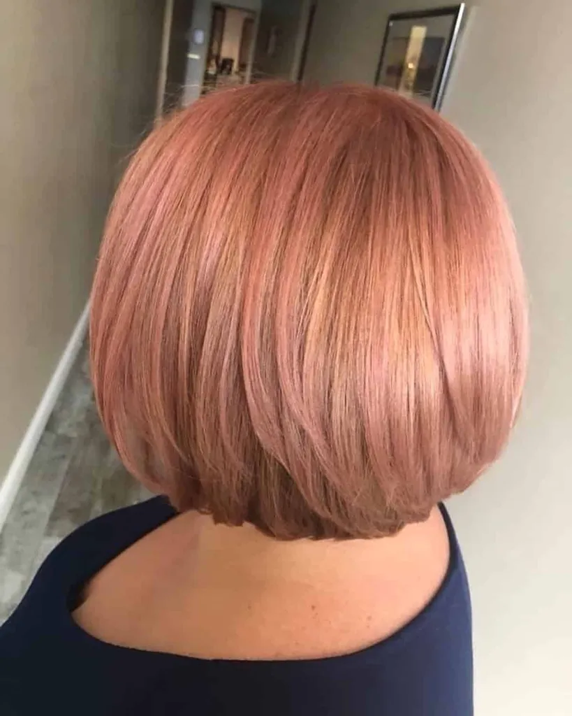 Rožinio aukso akcentai su persikiniais atspalviais' title=