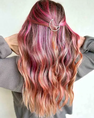 Sunset-Inspired Pink and Orange Waves Color Ideas