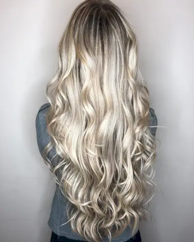 Feminine Platinum Blonde Highlights