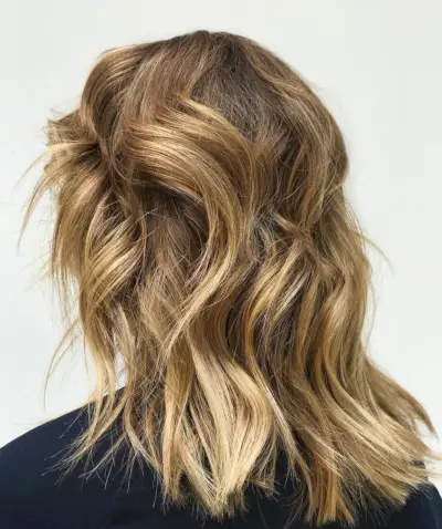 Golden Blonde Highlights for Medium Hair