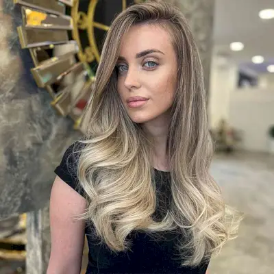 Low-Maintenance Dirty Blonde Balayage on long hair