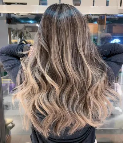 Beige Blonde Highlights