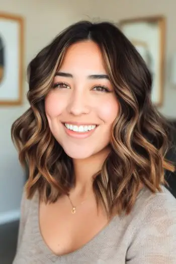 Brun Lob med ansigtsindramning af karamel.