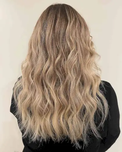 Warm Beige Honey Blonde with Dark Roots