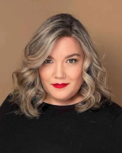 Beige Highlights on Side Part Medium-length Balayage Wavy Hair