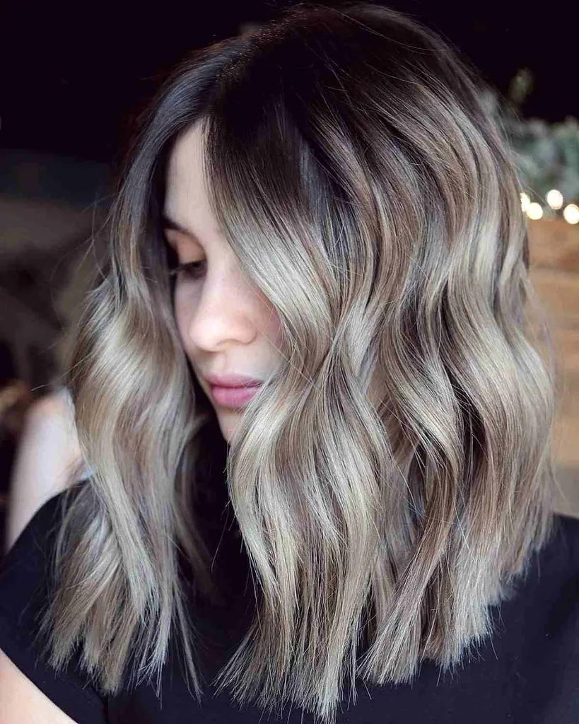 54 bedste blonde hårfarveidéer i 2026' title=