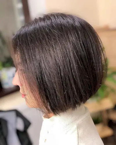 Mocha-inspired dark brown black