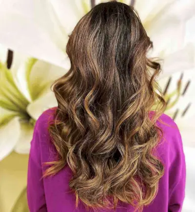 51 karstums ar mazākām pirmajām idejām par brūniem matiem