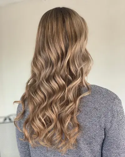amazing beige highlights on dark blonde hair